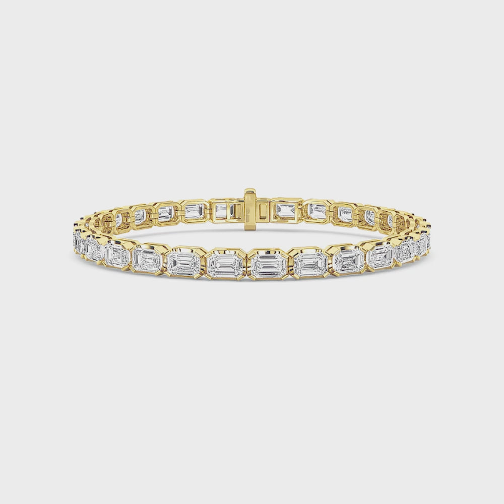 The Emerald Crown Tennis Bracelet