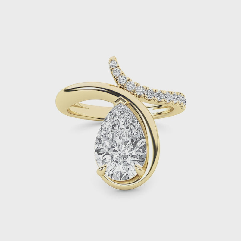 The Alexya Signature: "The Celestial Pear Drift"